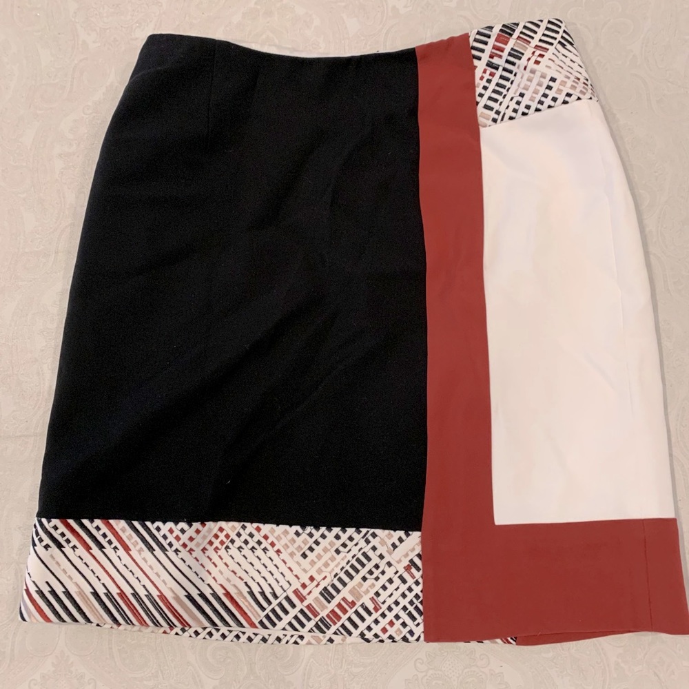 Gorgeous WHBM skirt